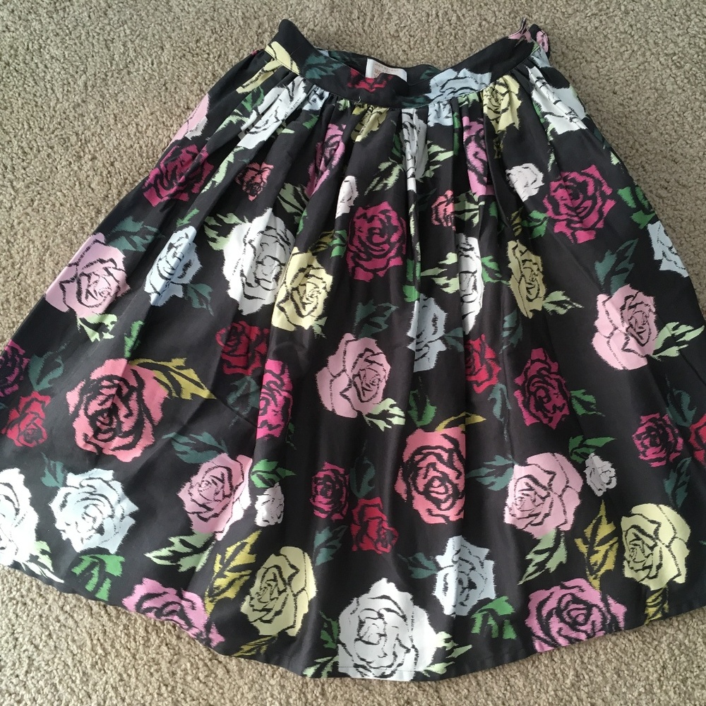 Unique Vintage 1950s Style Black High Waist Skirt